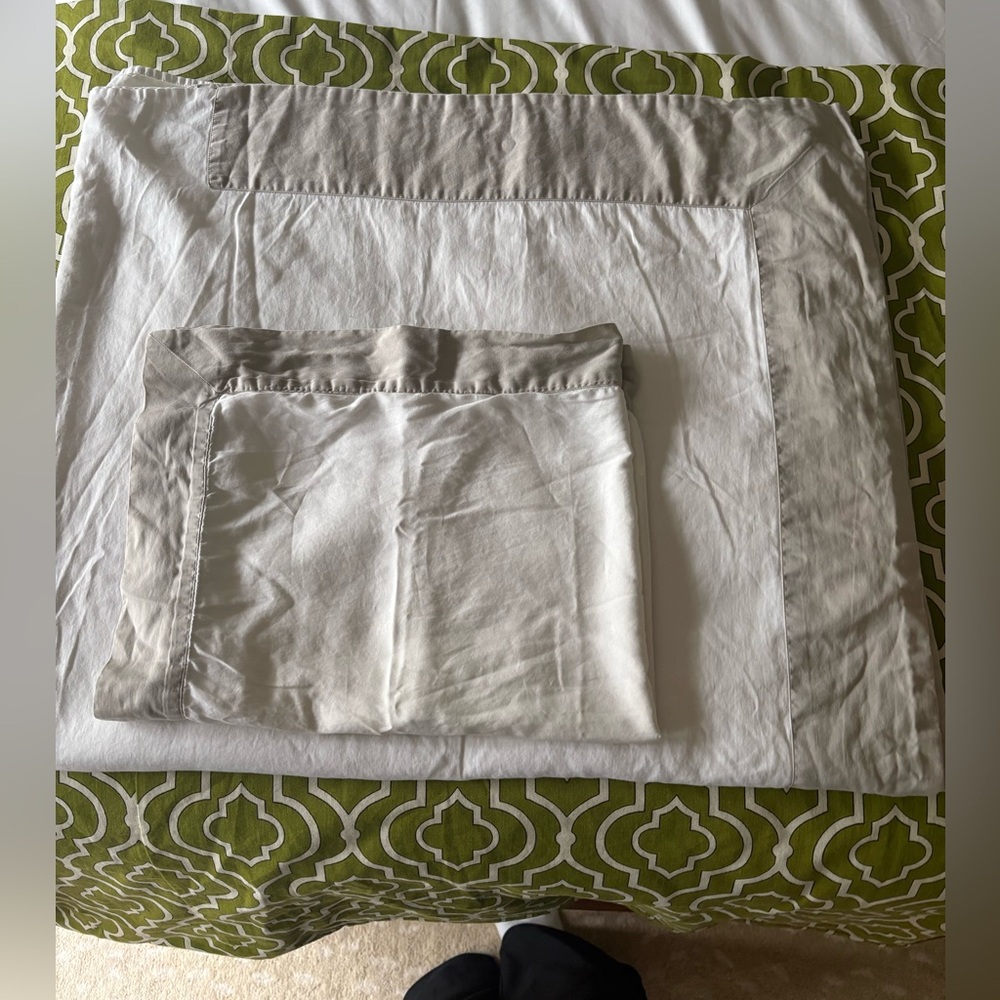 Yves Delorme Queen Flat Sheet and Sham
